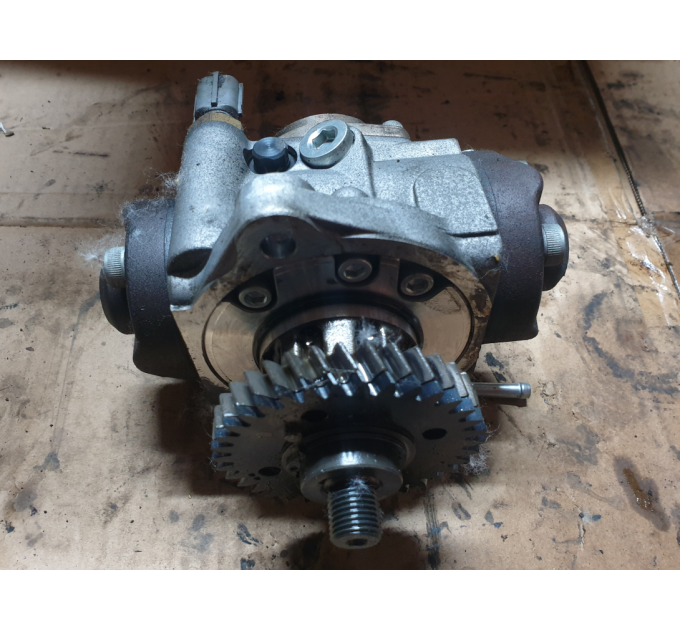 Насос топливный высокого давления ТНВД Subaru Forester SH 2.0d 2008-2013 16625AA030
