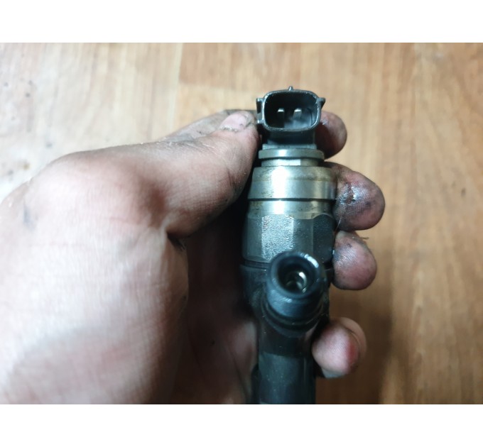 Форсунка Subaru Forester SH 2.0d 2008-2013 16613AA030