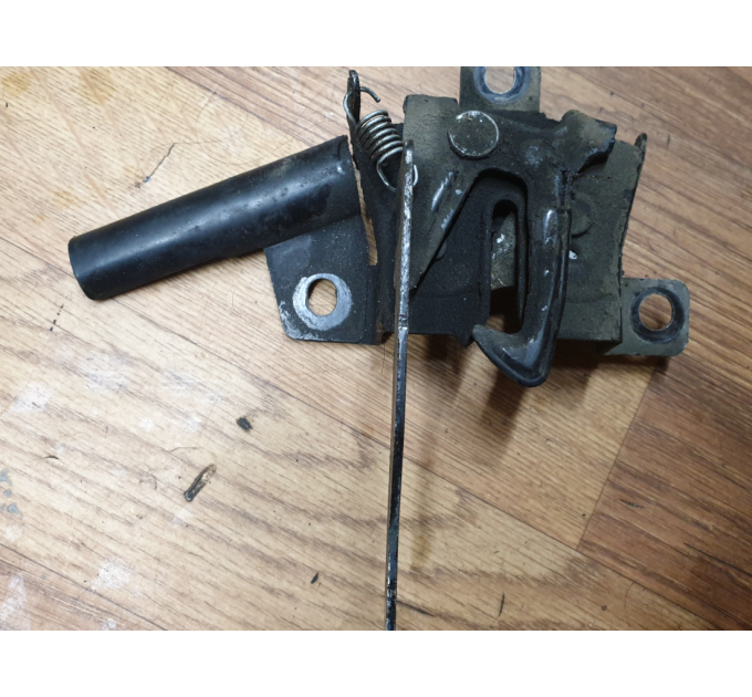 Замок капота Subaru Forester SH 2.0d 2008-2013 57310SC010