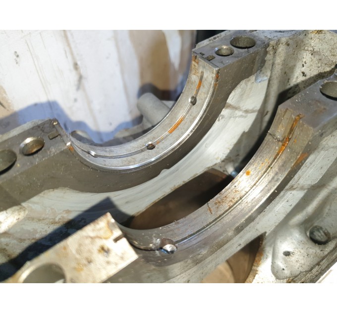 Блок цилиндров в сборе дефект трещины Subaru Forester SH 2.0d 2008-2013 11010AB072