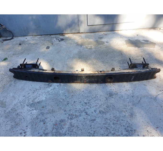 Усилитель бампера заднего Land Rover Range Rover III L322 2004 - 2013 DQE000022