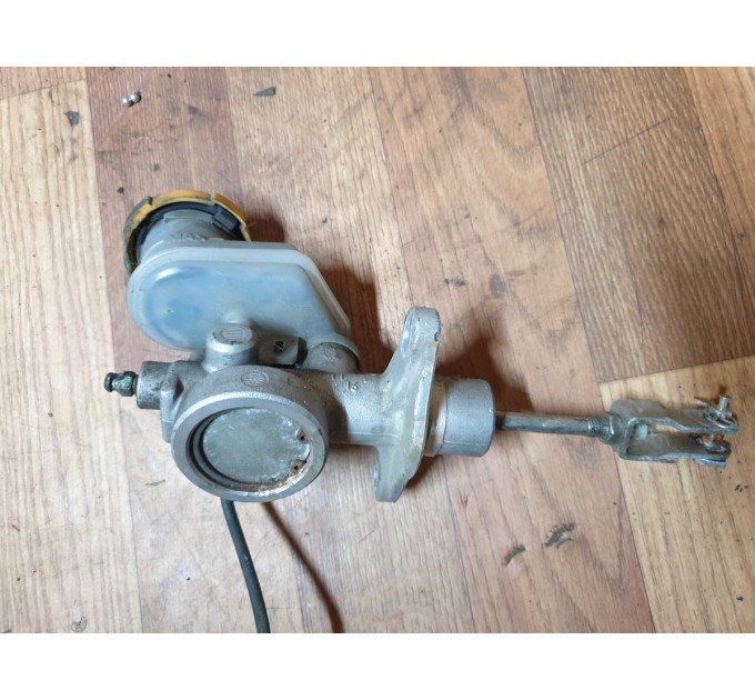 Главный цилиндр сцепления Subaru Forester SH 2.0d 2008-2013 37230SC030