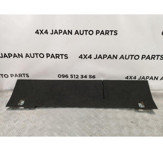 Обшивка багажника передняя пола багажника Mitsubishi outlander 2,4 (2003-2008) MN124000