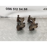 Скоба тормозного суппорта переднего Mitsubishi outlander 2,4 (2003-2008) MR307282 Скоба тормозного суппорта переднего Mitsubishi outlander 2,4 (2003-2008) MR307282