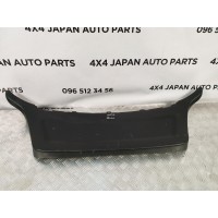 Обшивка двери багажника Mitsubishi outlander 2,4 (2003-2008) MR456099