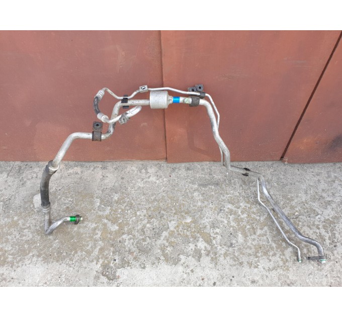 трубка кондиционера тонкая Hyundai Santa Fe (2006-2012) 977671U150