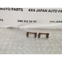 Скоба суппорта задняя Mitsubishi outlander 2,4 (2003-2008) MR569368 Скоба суппорта задняя Mitsubishi outlander 2,4 (2003-2008) MR569368