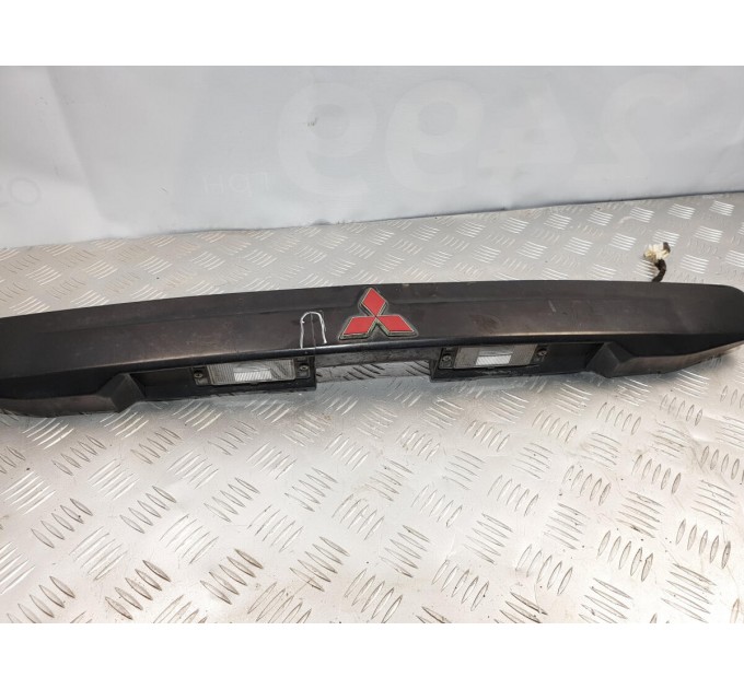 фонарь подсветки номера Mitsubushi Space STAR 1.8 (1998-2003) MR245531