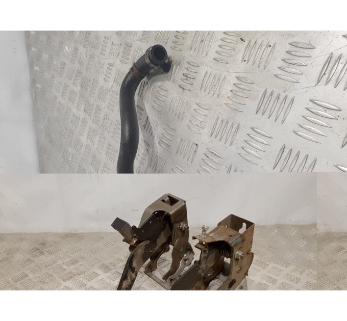 Патрубок бочка гур Nissan Almera N16 2000-2006 49717BM400