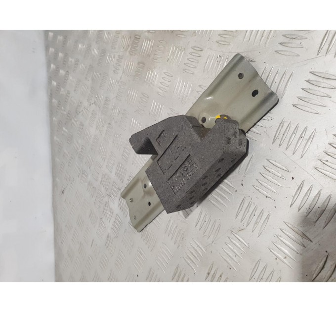 панель крепления передней двери Nissan Almera N16 2000-2006 80993BM600