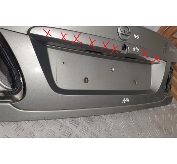 Накладка на кришку багажника Nissan Almera N16 2000-2006 84810BM574