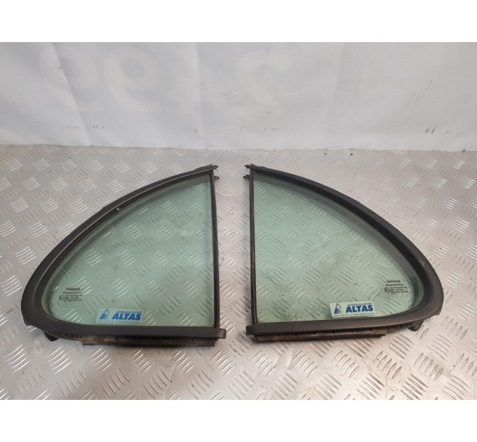 стекло двери задней правой глухое NISSAN MICRA K12 (2002-2010) 82262AX100