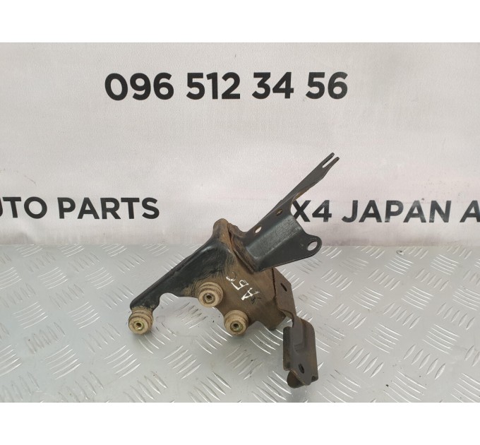 кронштейн блоку абс NISSAN MURANO Z50 (2003-2008) 47840CA000