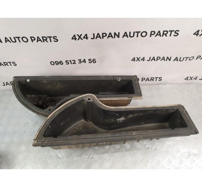 ящик багажника правий NISSAN MURANO Z50 (2003-2008) 84978CA010