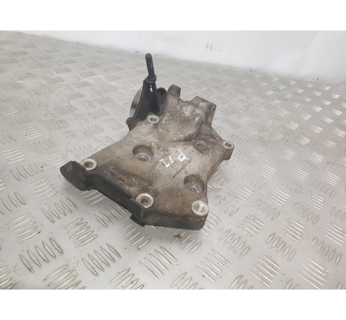 Кронштейн генератора Nissan primera p12 (2001 - 2007) 11910BM700