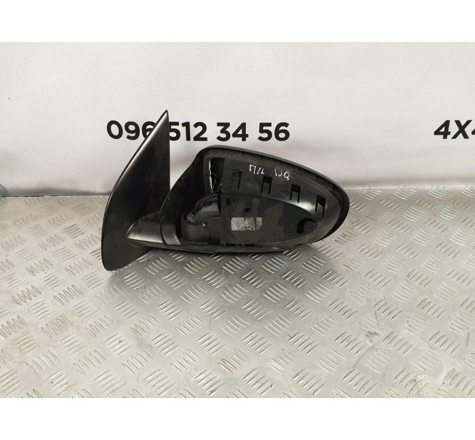 корпус зеркала левого Nissan Qashqai 1.5 (2006-2013)  275954PE