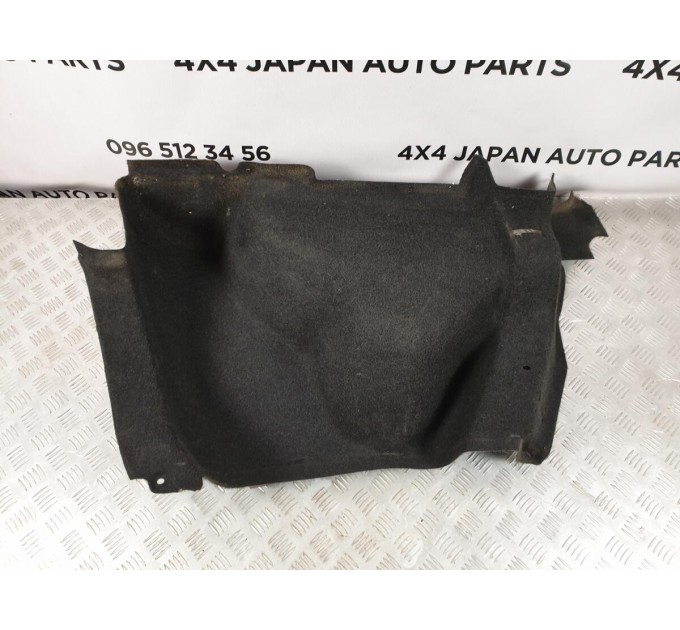 обшивка багажника збоку права Nissan Qashqai 1.5 (2006-2013) 84950JD000