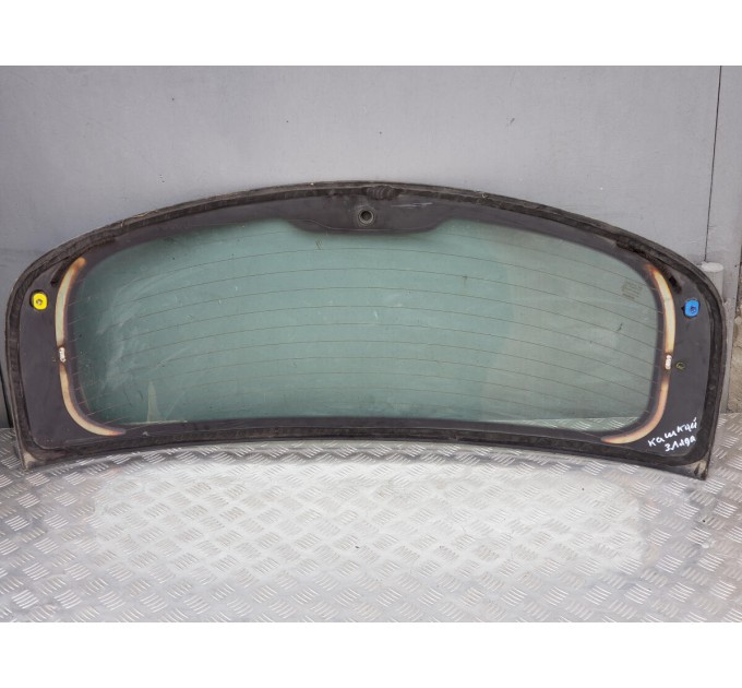 Скло кришки багажника Nissan Qashqai j10 1.5 (2006-2013) 90300JD000