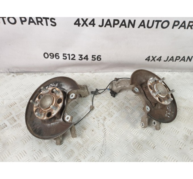 кулак поворотный задний правый HONDA CIVIC 4D  (2005-2012) 52210SNAA50
