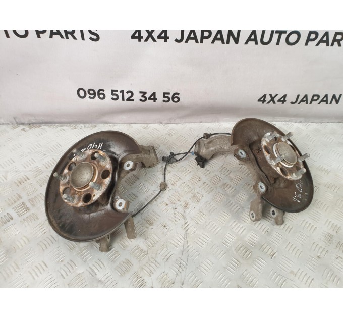 кулак поворотний задній лівий HONDA CIVIC 4D (2005-2012) 52215SNAA50