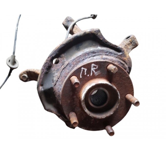 кулак передній правий маточина під заміну NISSAN X-TRAIL T30 (2002-2008) 400148H300