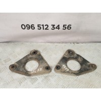 Кронштейн переднего подрамника правый NISSAN X-TRAIL T30 (2002-2008) 543424M410