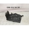 підставка акб NISSAN X-TRAIL T30 (2002-2008) 648604U000