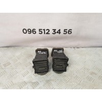 Дефлектор в торпедо центральный правый NISSAN X-TRAIL T30 (2002-2008) 68750EQ000