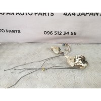 Замок двери задний правый NISSAN X-TRAIL T30 2002-2008 805524U300