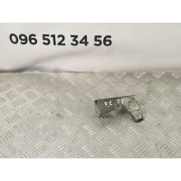 кронштейн крепления крила правый Porsche Cayenne 955 4.5 (2003-2010) 7L5805610