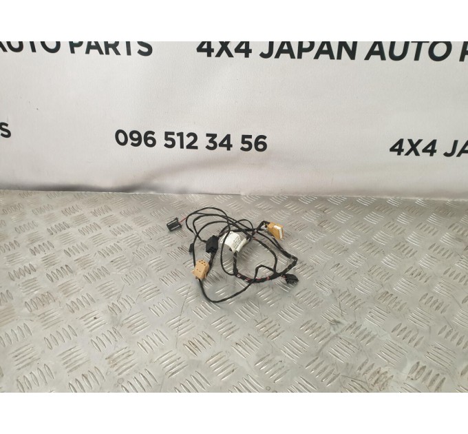 проводка двери передней правой центр. Замок Porsche Cayenne 955 4.5 (2003-2010) 7L5971121A