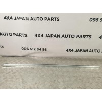 молдинг стекла двери передний левый Porsche Cayenne 955 4.5 (2003-2010) 955559475014W9