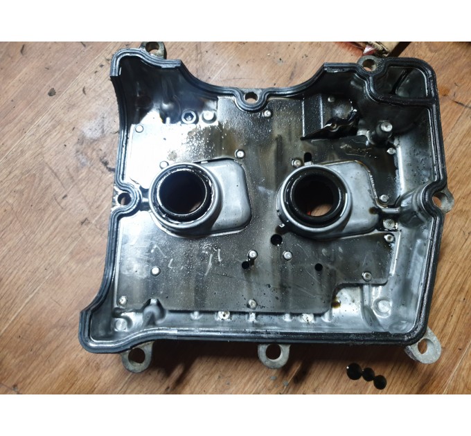 Крышка клапанов правая Subaru Forester SH 2.0d 2008-2013 13264AA360