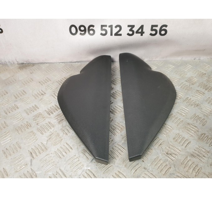 Накладка боковая торпеды правая Subaru Forester SH 2.0d  (2008-2013) 66073FG060