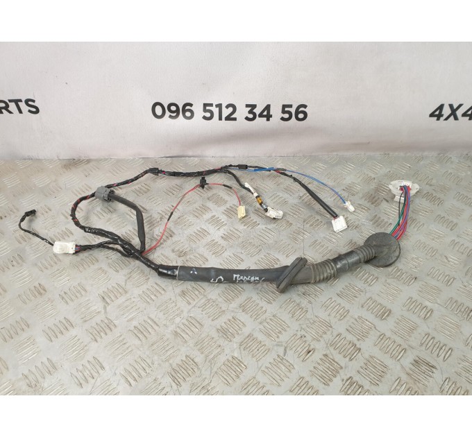 Проводка передней левой двери Subaru Forester SH 2.0d  (2008-2013) 81821SC080