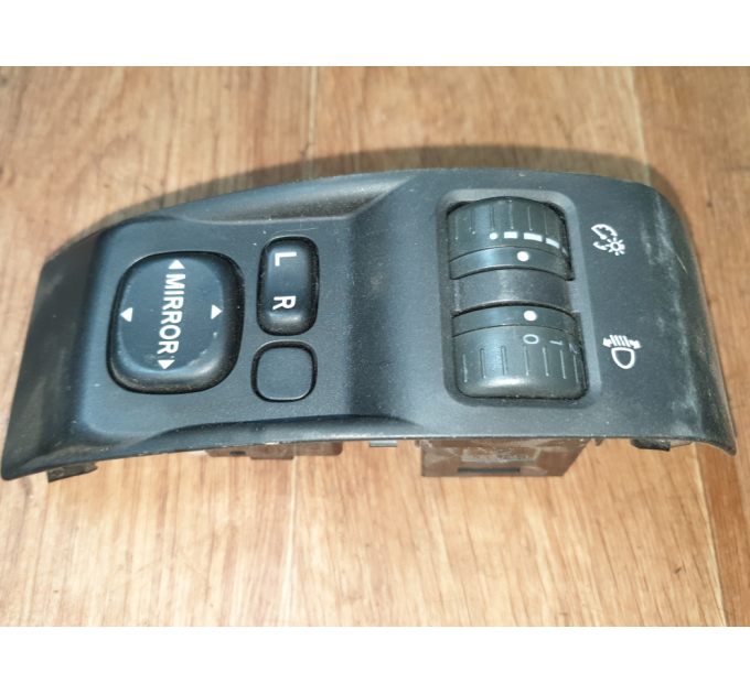 кнопка корректор зеркал Subaru Forester SH 2.0d  (2008-2013) 83061FG000