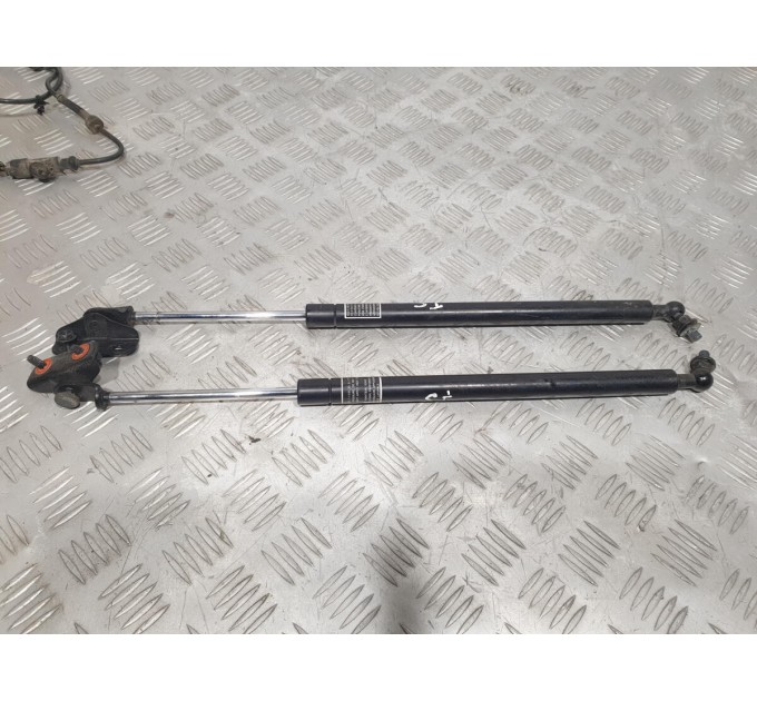 упор капота Subaru Impreza (2007-2013) 2.0D 57251FG010