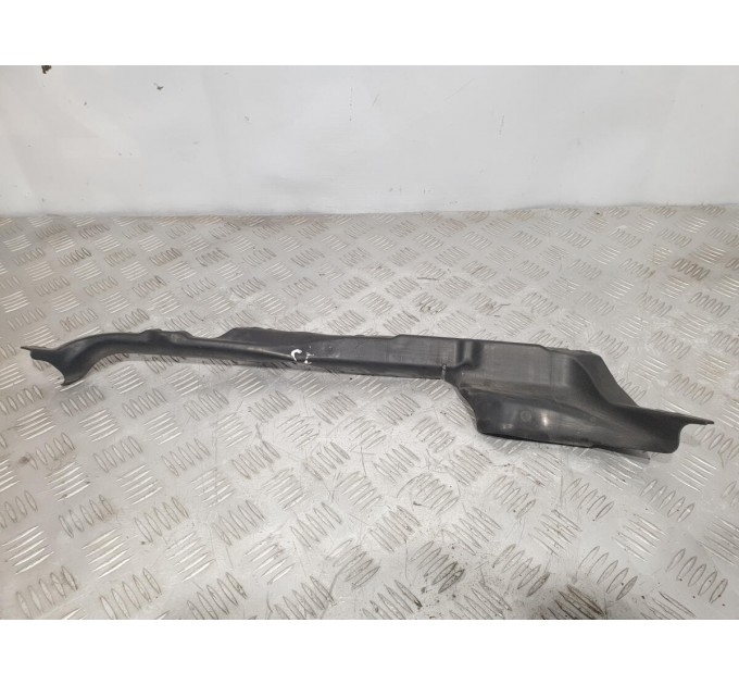 Уплотнитель капота на subaru impreza Subaru Impreza (2007-2013) 2.0D 57252FG010