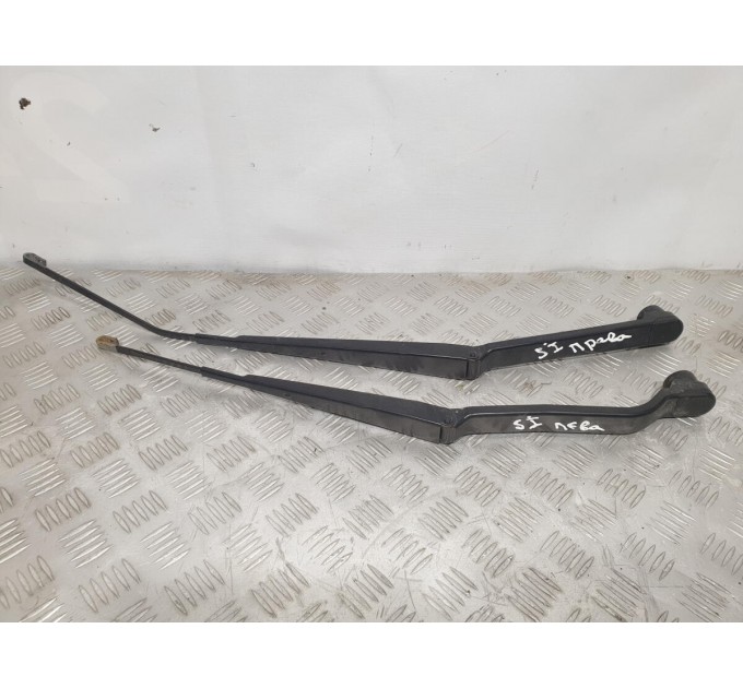 повідець переднього двірника правий Subaru Impreza (2007-2013) 2.0D 86532FG360