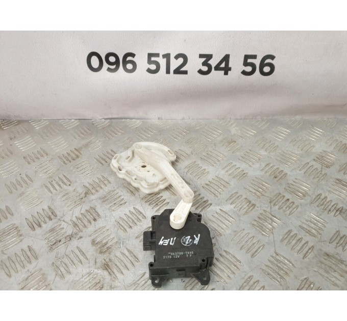 Моторчик заслінки пічки TOYOTA Rav 4 2.0d d4d (2000-2006) 0637007440
