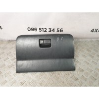 бардачек TOYOTA Rav 4 2.0d d4d (2000-2006) 5555042030B1