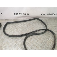 уплотнитель дверного проема задний правый TOYOTA Rav 4 2.0d d4d (2000-2006) 6233142020B0