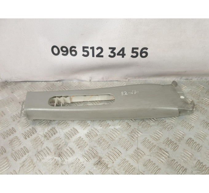 обшивка середньої стійки верхня права TOYOTA Rav 4 2.0d d4d (2000-2006) 6241042020B1