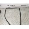 ущільнювач скла двері задньої лівої TOYOTA Rav 4 2.0d d4d (2000-2006) 6815242021