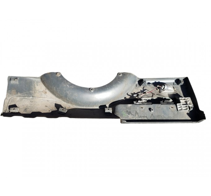 Накладка на кришку багажника зовнішня TOYOTA Rav 4 2.0d d4d (2000-2006) 7681142906