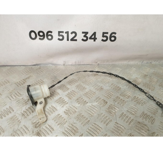 кришка бачка омивача TOYOTA Rav 4 2.0d d4d (2000-2006) 8531268010