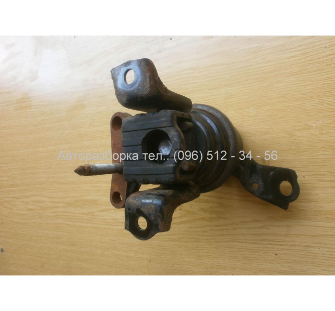 Подушка двигуна передня права верхня Toyota RAV4 2.0i (2000-2006) 1230528060