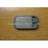 Плафон освещения центральный средний Toyota RAV4 2.0i (2000-2006) 8124012060B1 Плафон освещения центральный средний Toyota RAV4 2.0i (2000-2006) 8124012060B1