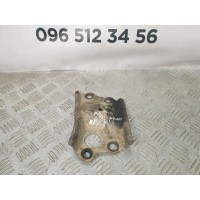 кронштейн переднего подрамника правый Toyota RAV 4 2.2 D4D (2006-2012) 5225502010 кронштейн переднего подрамника правый Toyota RAV 4 2.2 D4D (2006-2012) 5225502010