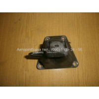 Кронштейн подушки двигателя левый VW PASSAT B5 PLUS (1998-2005) 8E0199351
